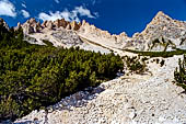 Parco Naturale Fanes-Senes-Braies. Escursione al Rifugio Fanes. La discesa verso il Rifugio Peder. 